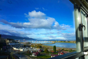 Amanecer de la Bahía Ushuaia